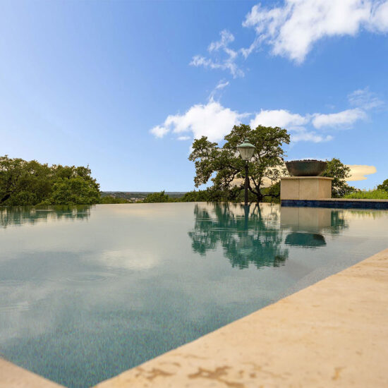 Infinity pool with vanishing edge.